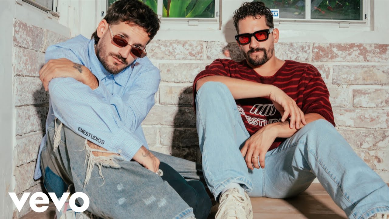 Mau y Ricky – Señal Perdida (Video Oficial) | Canciones del Momento 2026 | Latin Pop Trending
