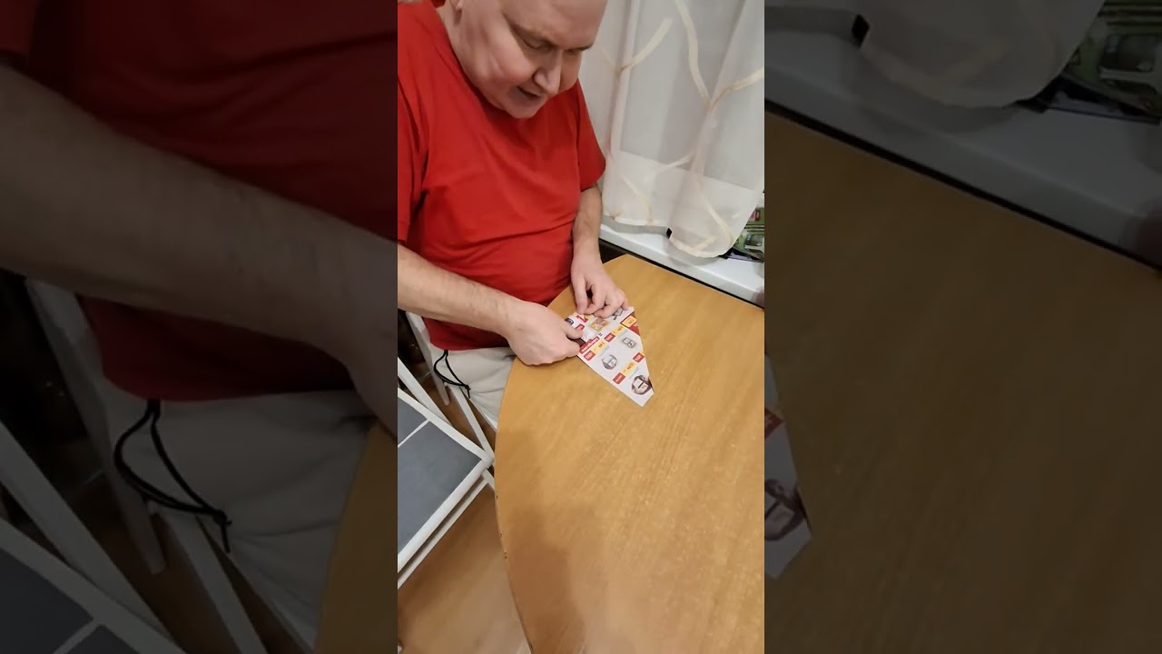 Шапка маляра из газеты 