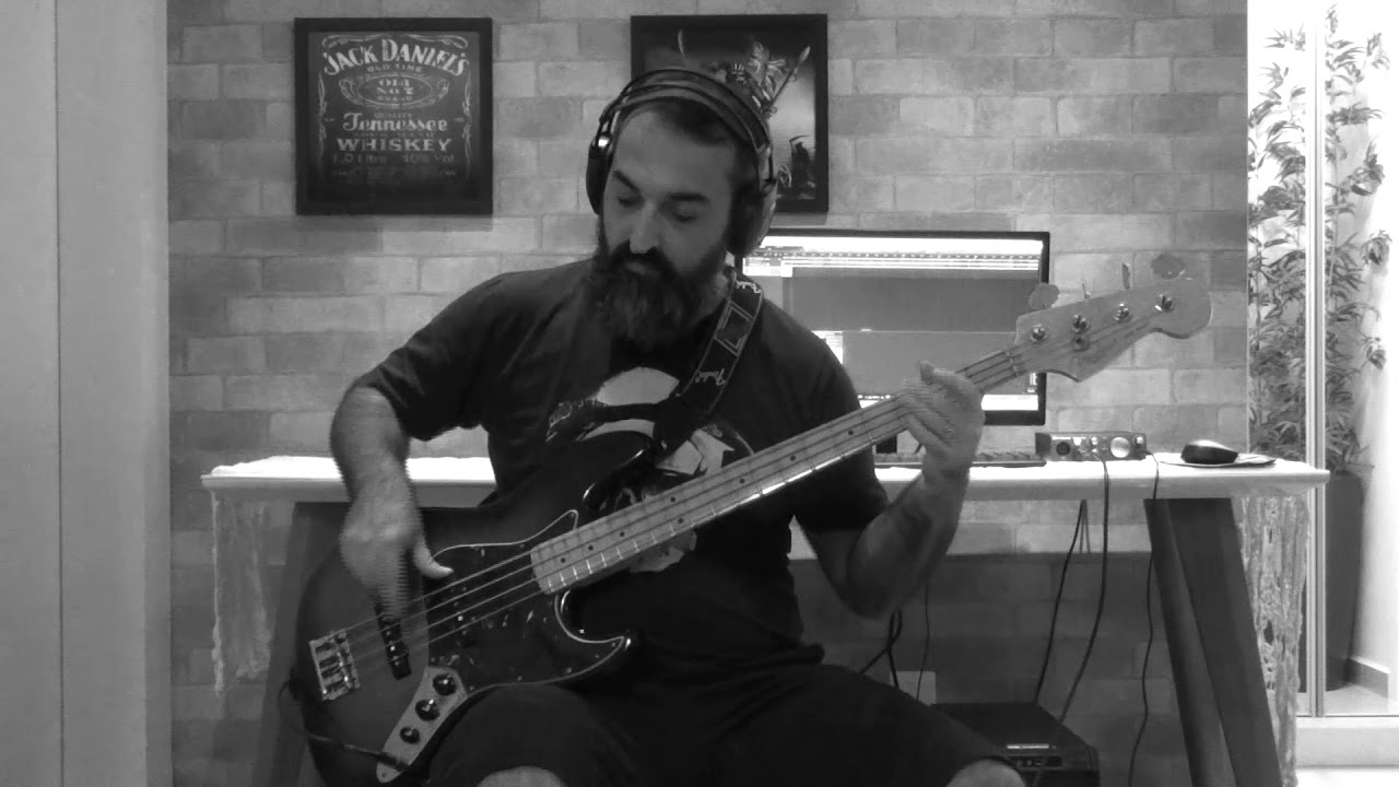 Anthrax - I am the law - Bass cover (HD) by Glauco Marcon
