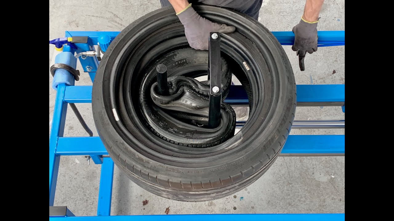 Machine à tripler les pneus pour l'export en container