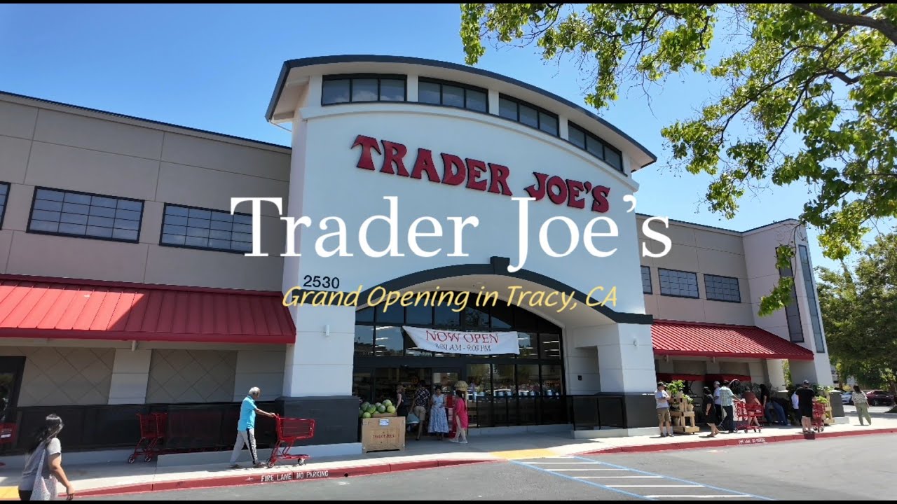 Trader Joe's Grand Opening in Tracy, CA
