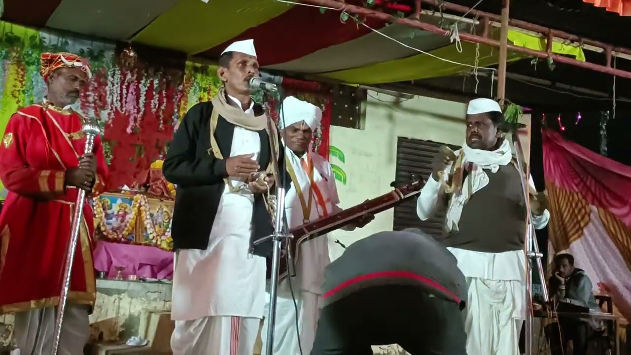 मौजे ऊमरी येथे ह भ प श्रिधर महाराज कासराळी जिवन पाटील रतनाळी नामदेव महारा काष्टगाव मृ राम म कलदुरकी 