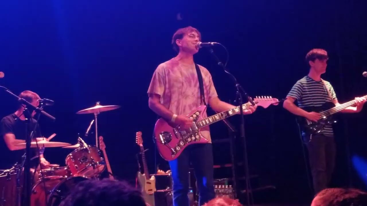 2nd Grade at Bowery Ballroom - W-2 / Strung Out On You (Live)