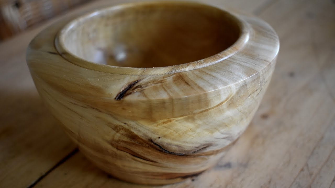 Woodturning a Poplar Change Bowl