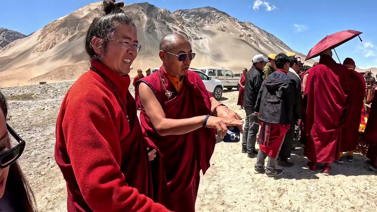 Drong Tsa at Phobrang Ladakh ལ་དྭགས་ཕོ་ཧྲེང་དུ་འབྲོང་ཚ།