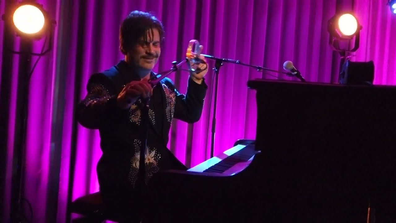 Ed Harcourt - Anvils & Hammers - Stockholm 2024.04.15.