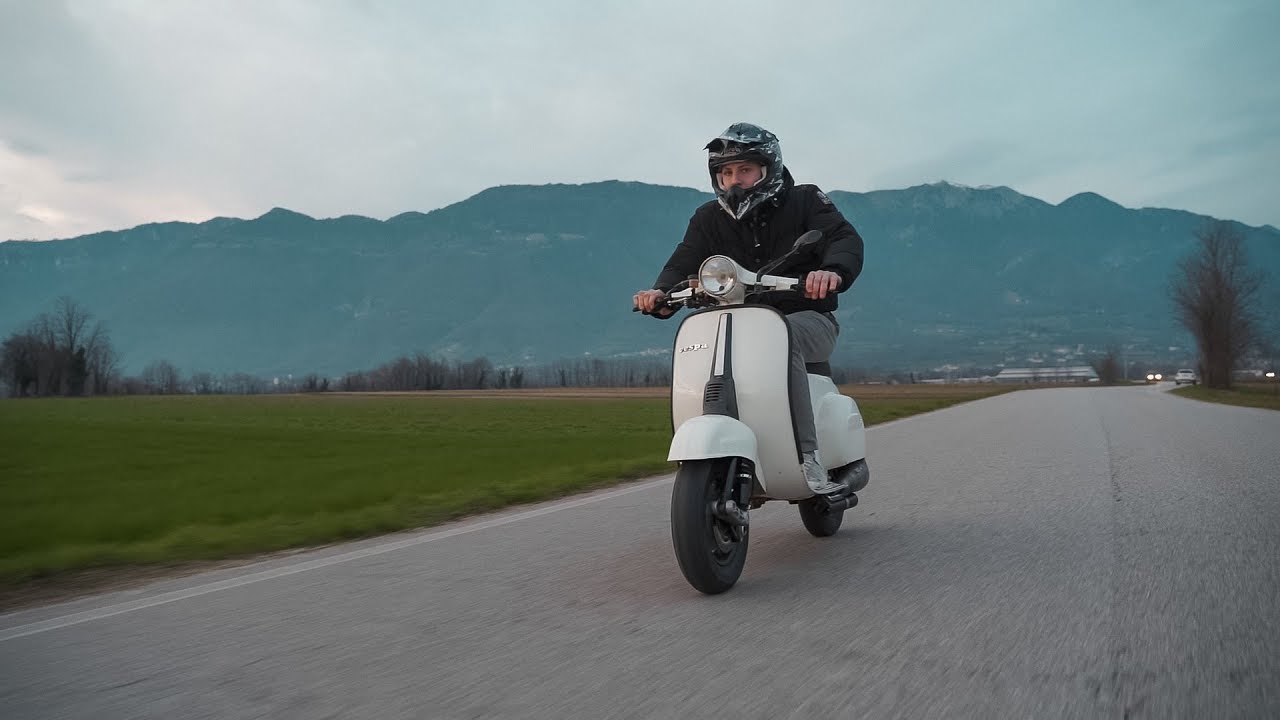 ROVER - La vespa che vorrei ( Caro Babbo Natale...)