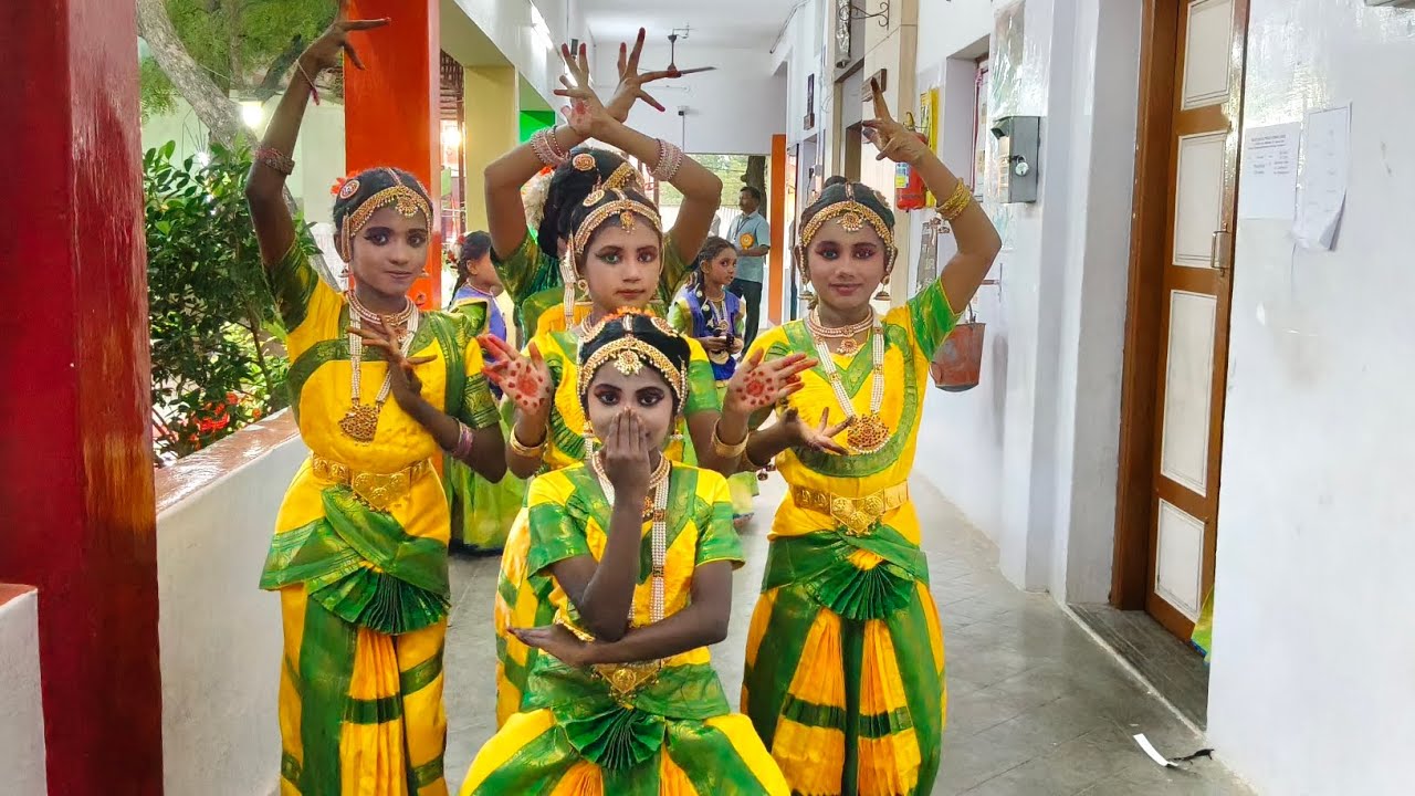 School annual day my friends baratham dance👌👌👌
