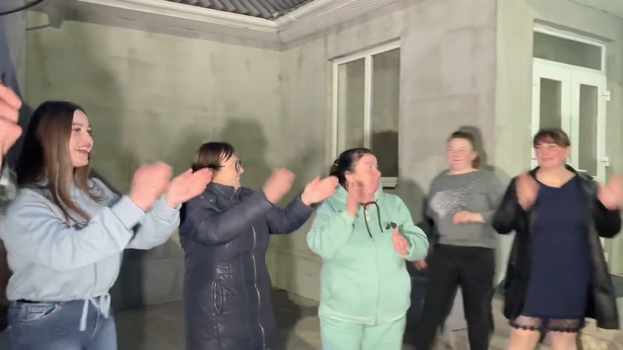 O surpriză frumoasă la Lărguța pentru doamna Viorica