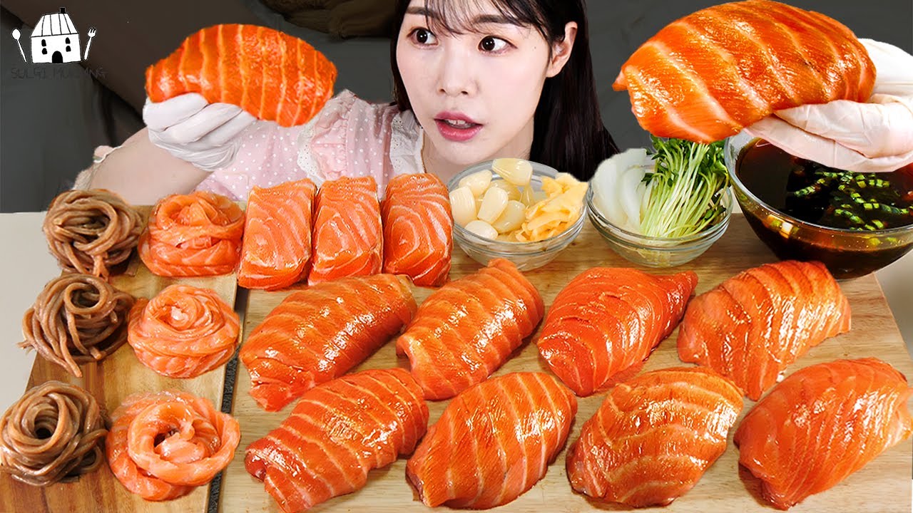 ASMR MUKBANG | Лосось (суши, сашими, лапша), гречневая лапша, жареные креветки, жареные кальмары