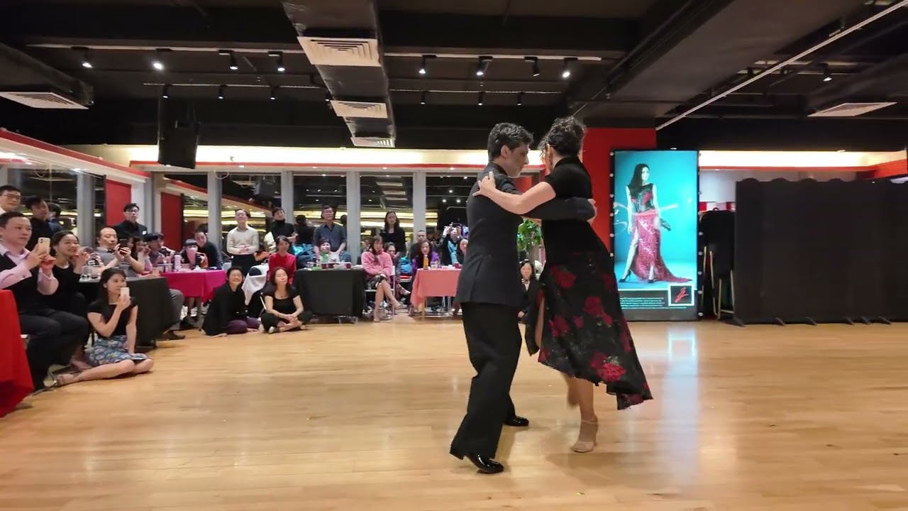 Natalia Games & Gabriel Angio 3/4 - El Aeroplano (Juan D’Arenzo) Vals - Hong Kong 2025