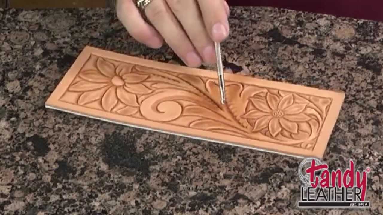 Изучение кожевенного дела с Джимом Линнеллом, Урок 5: Скосы