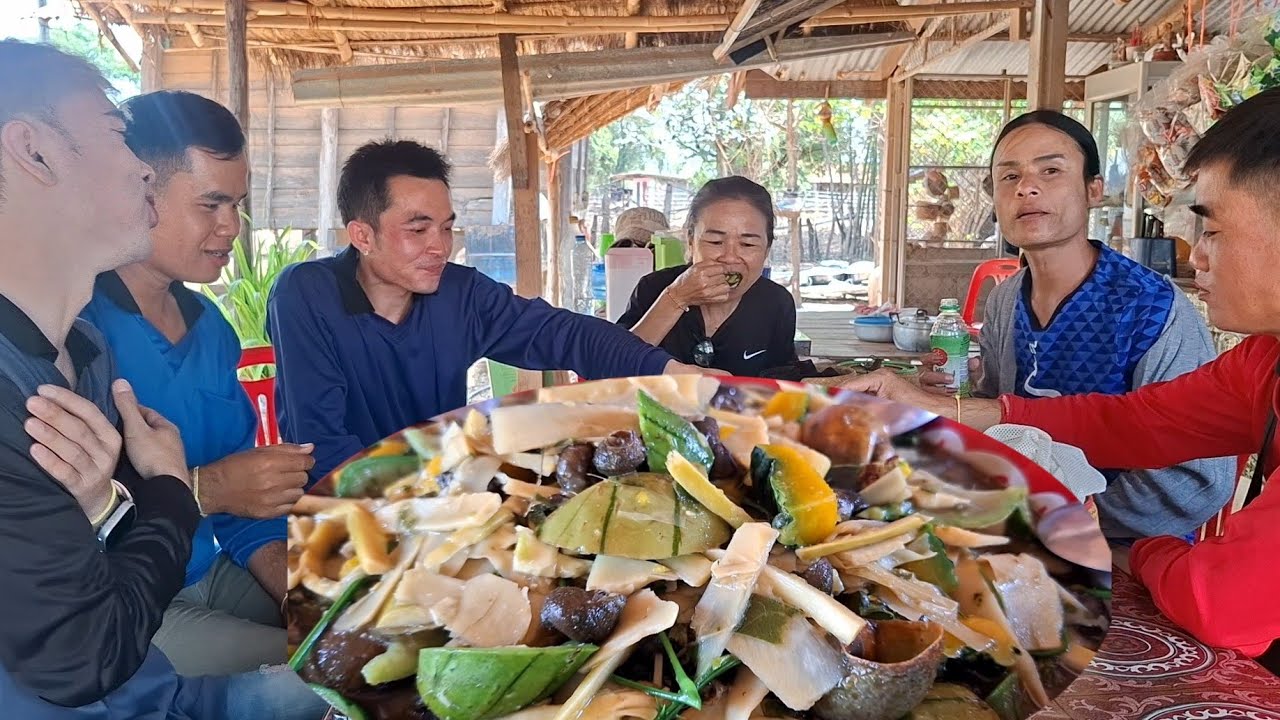แกงหน่อไม้วันนี้ แช่บมาก...
