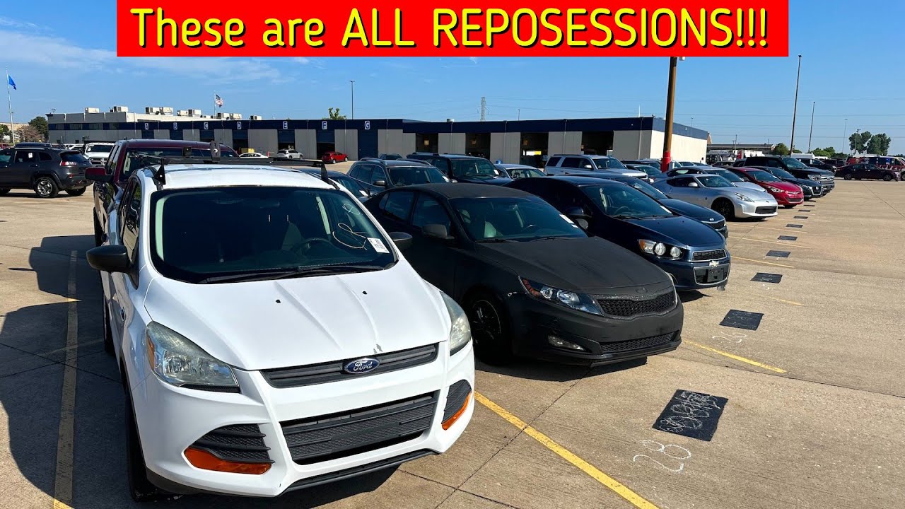 The Car Market is CRASHING HARD! Fields of REPOSSESSIONS!