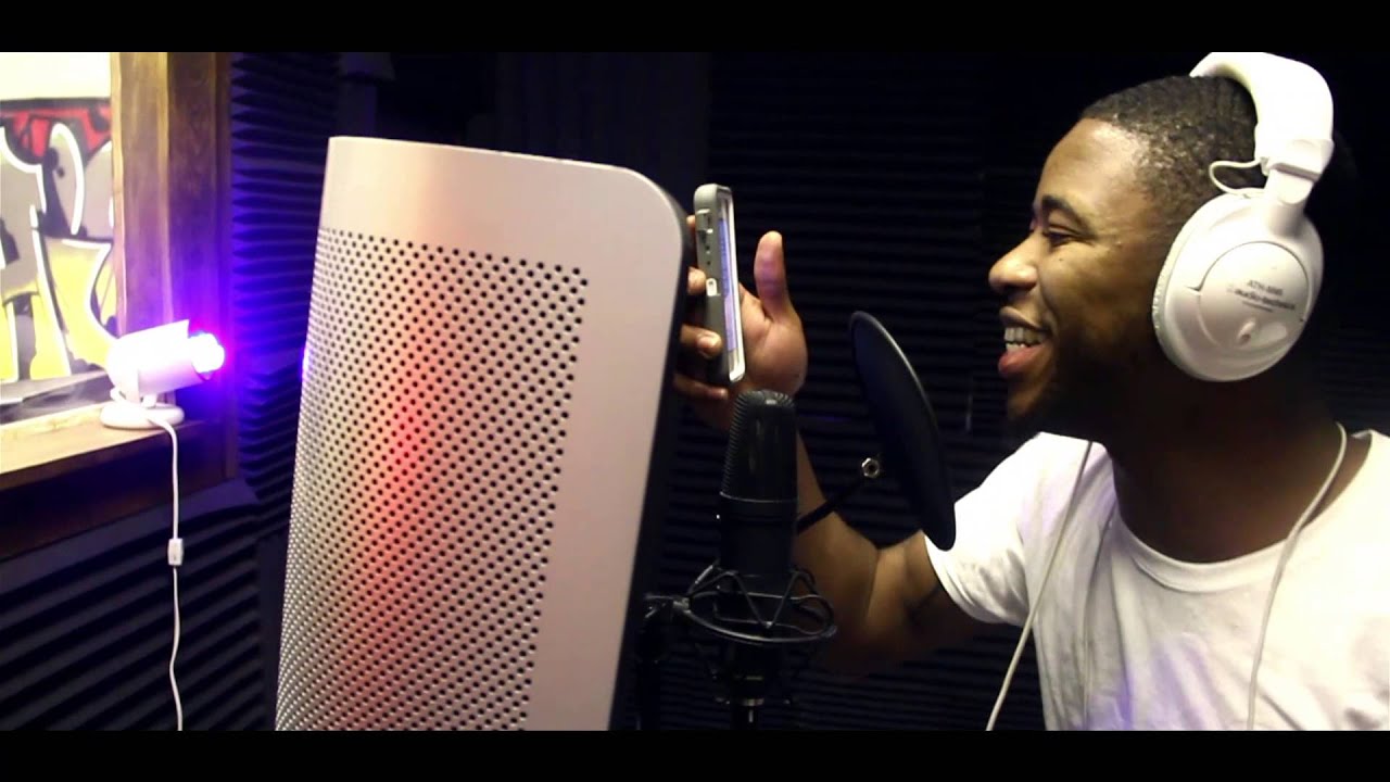 Big Moose & Qua Louie - Hot Nigga (In-studio Performance) Dir. by @Blaze_TheRebel