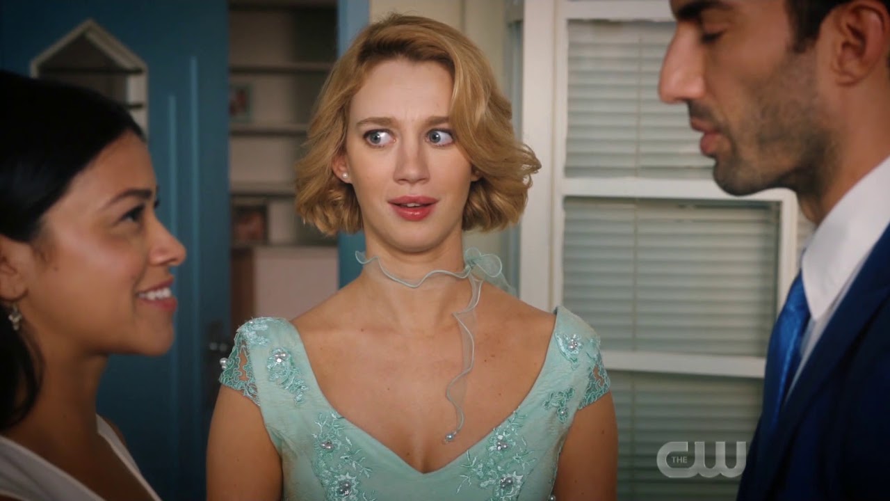 Jane and Rafael fighting over Petra | Jane the Virgin | 5x13