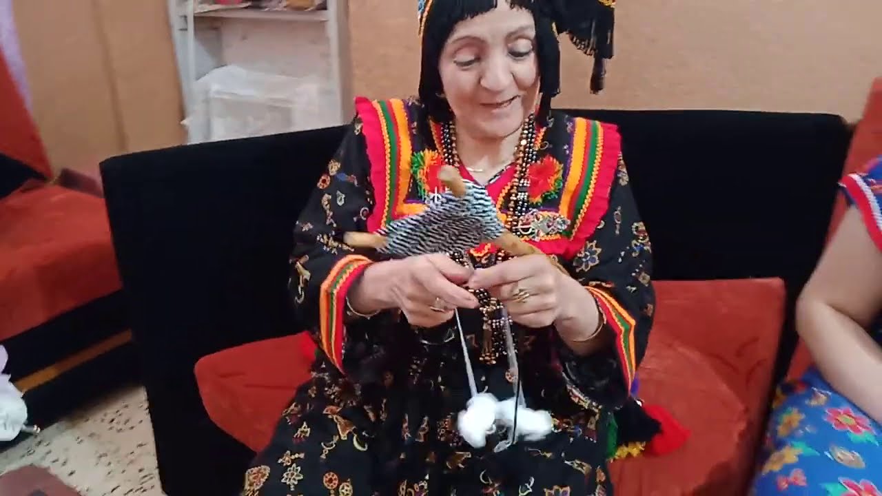 Tisfifin. Xalti Faḍma Saidi.