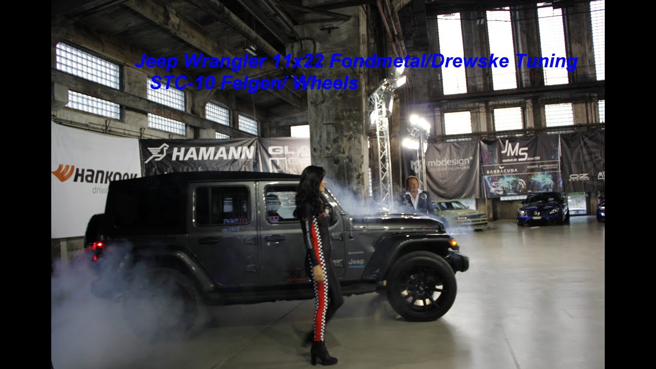 Jeep Wrangler mit 11x22 Drewske Fondmetal STC 10 Felgen