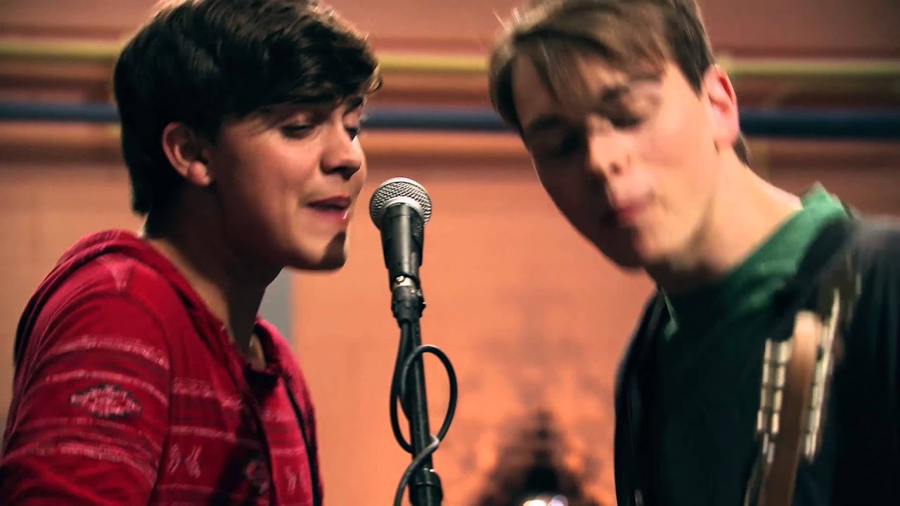 James' Band Performs "Song for Riley" - The Next Step Extended Songs