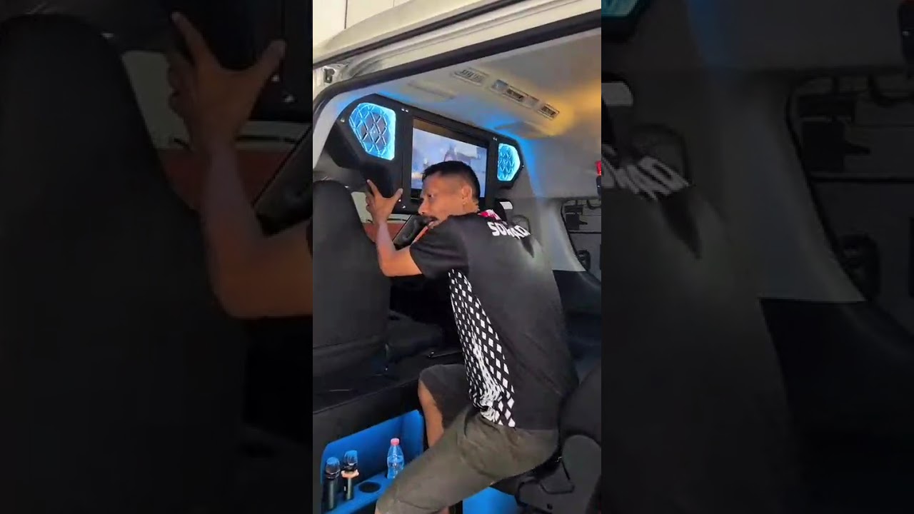 PUSAT HIACE COMMUTER JOGJA INTERIOR DI GEJAYAN INNOVA PRAYAN