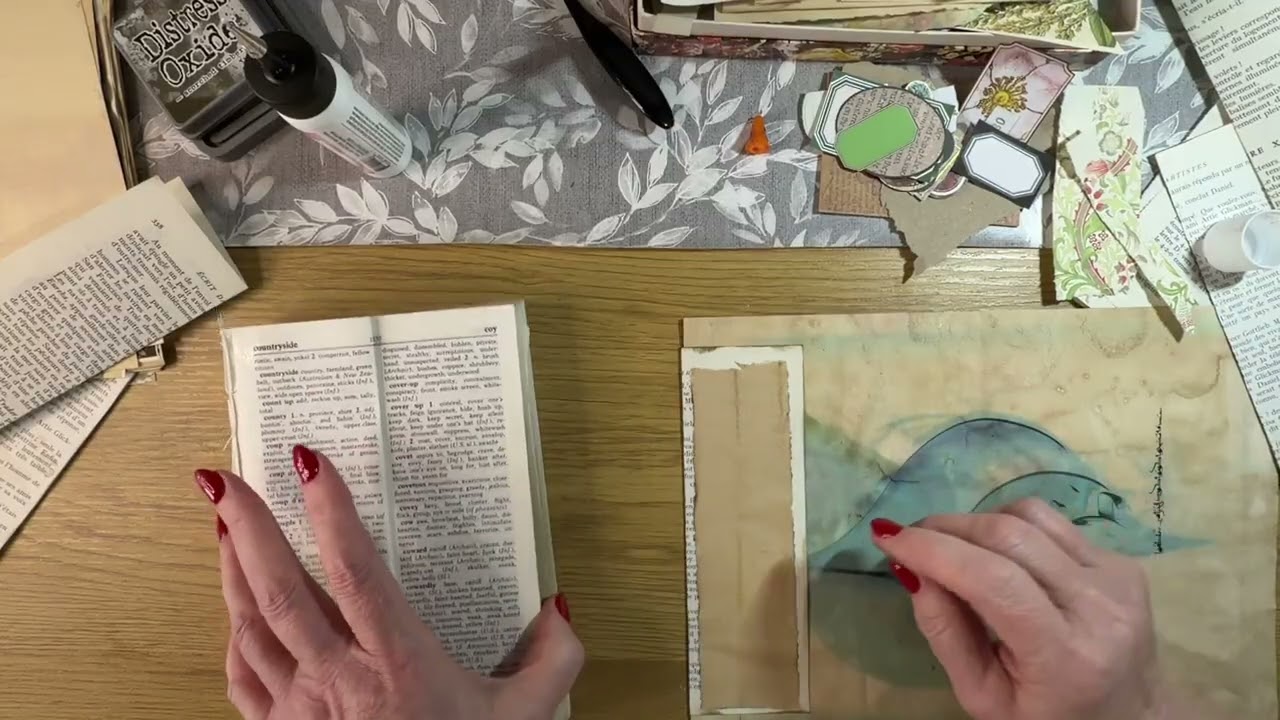 Book page Bash - week 2 part 1. Wrap around pockets - mass make