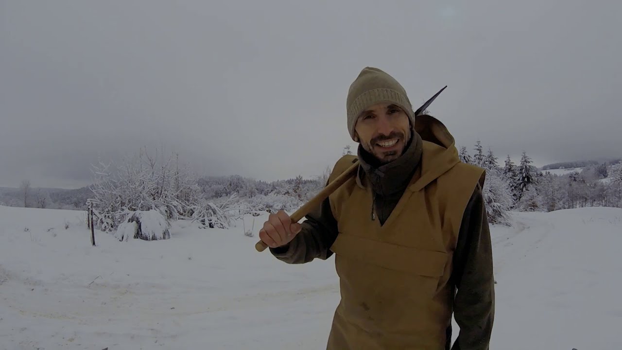 Un hiver au Nautilus, l'histoire d'un homme qui est parti vivre dans les bois en plein hiver.