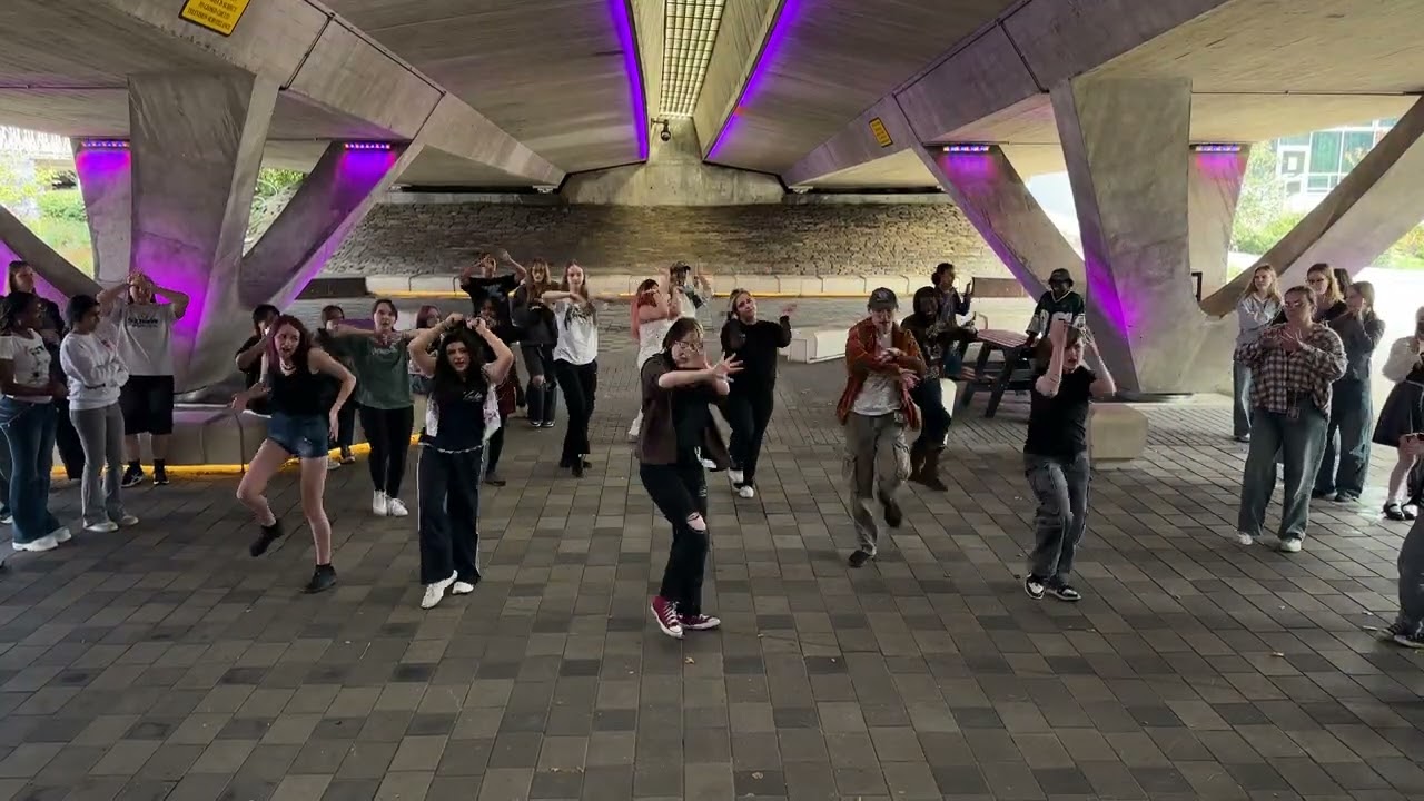 RANDOM PLAY DANCE 280925 Pt 1