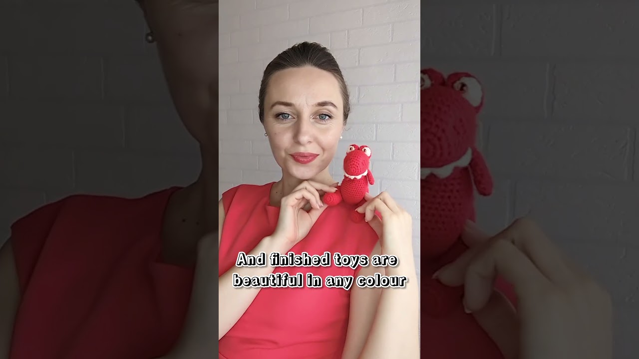 Easy Crochet Projects You Can Make Using Red Color Yarn #crochetanimals #crochettoys #amigurumi