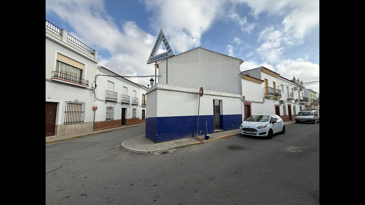 Terreno en 20.000 eur en Avda Ramón y Cajal de Rociana del Cdo