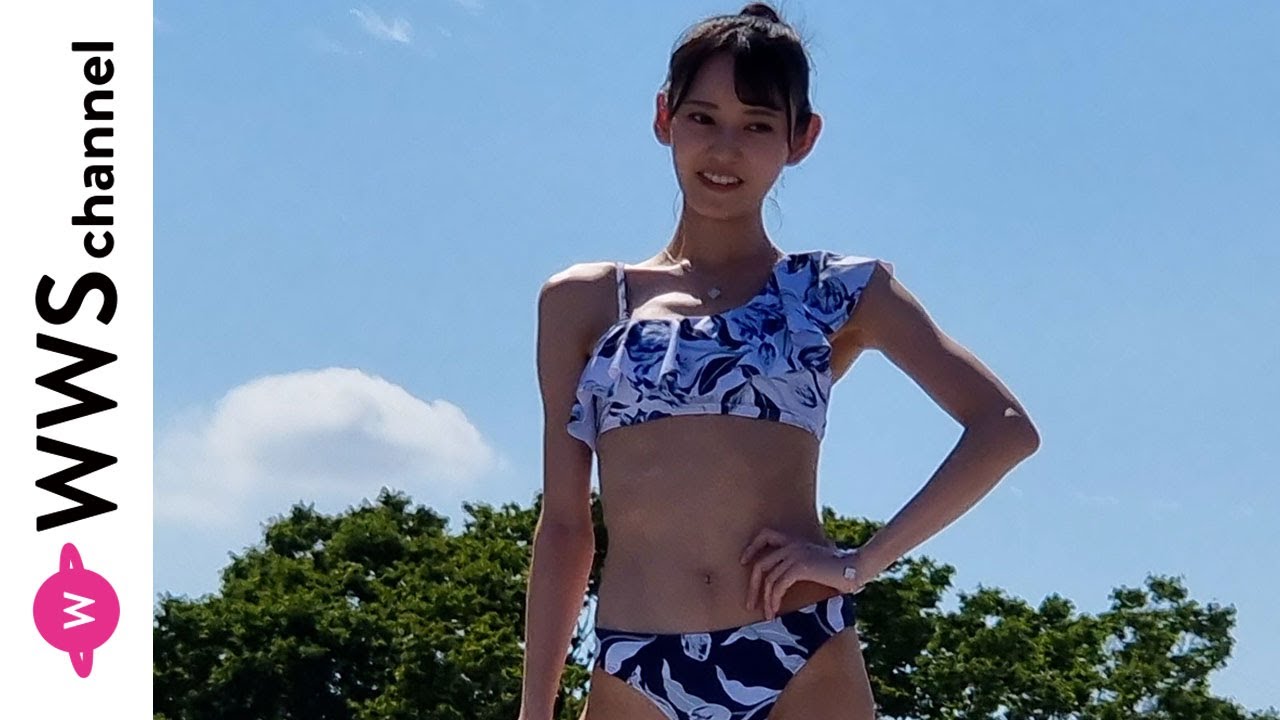 八掛うみ、爽やかな笑顔でファッションショーに登場！＜近代麻雀水着祭2022＞