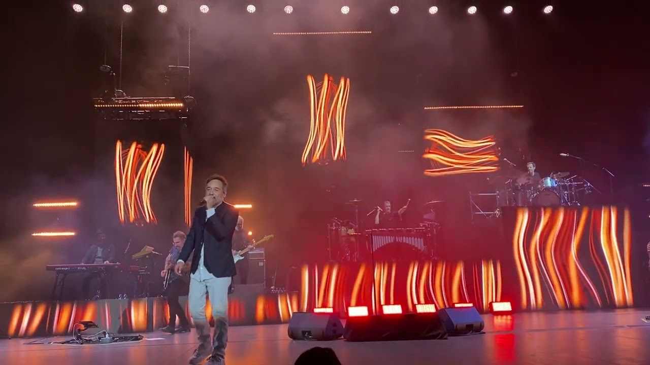 Love Of Lesbian - Sesenta Memorias Perdidas (Auditorio Nacional)