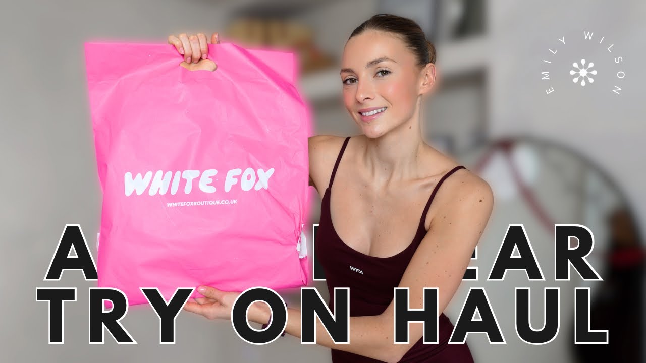 Примерка спортивной одежды White Fox | Корректирующая фигуру, удобная и подходящая для спортзала ...