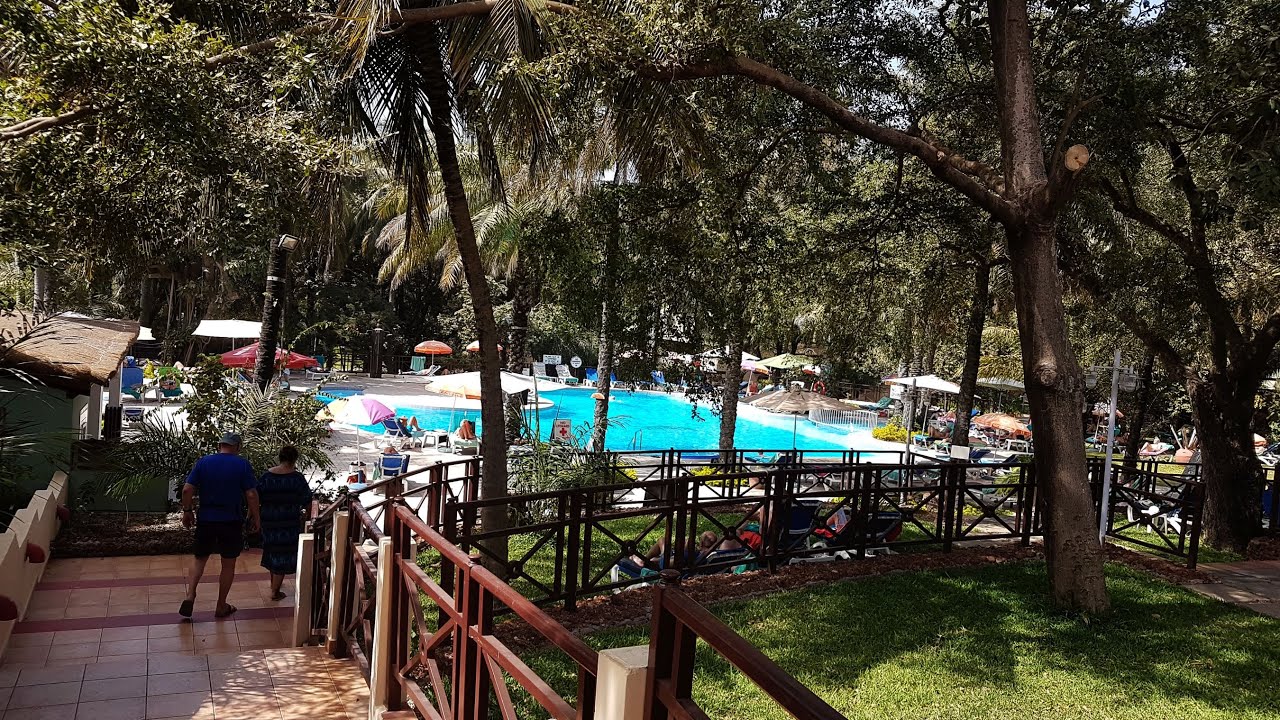 Kololi, Senegambia Beach Hotel, Gambia (foto)