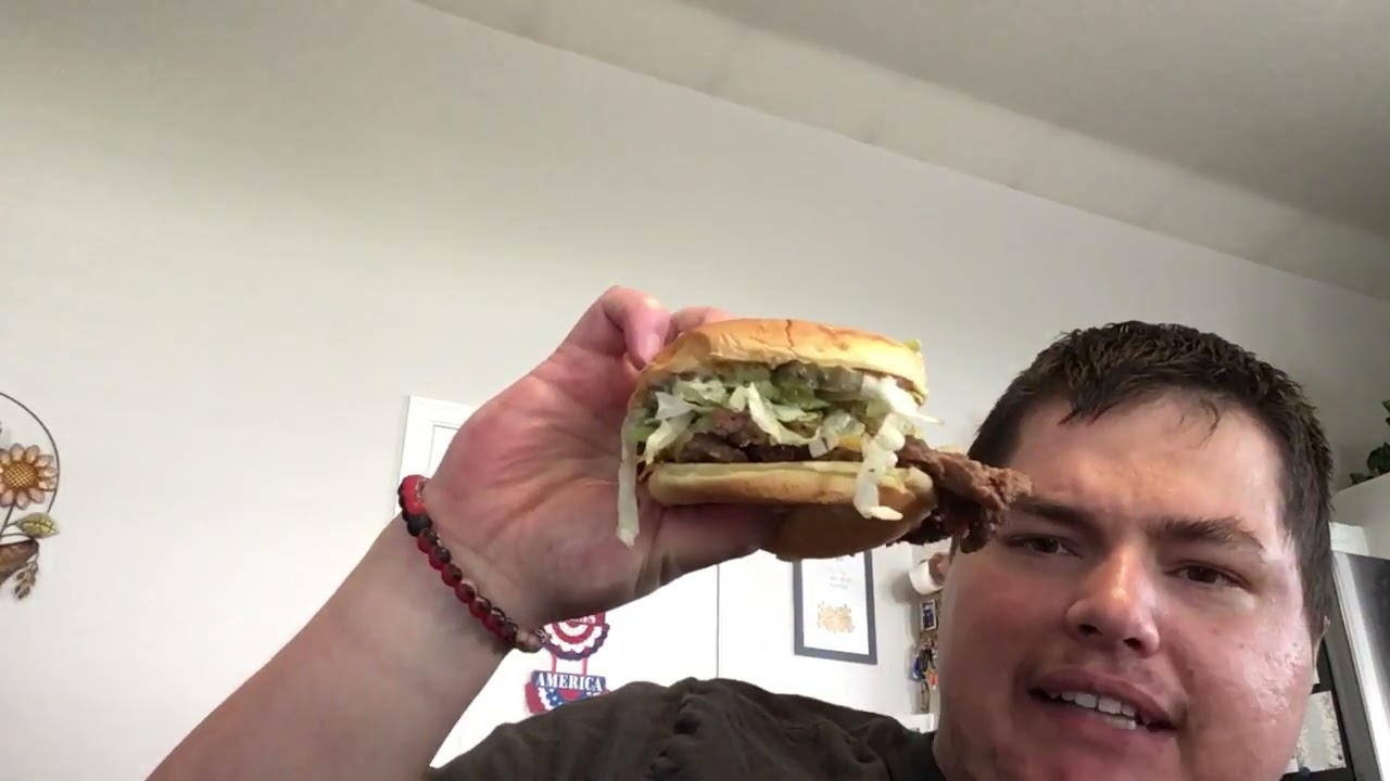 Trying this Sonic Big Dill Pickle Smasher Meal to see if it taste like it taste like it she’d be