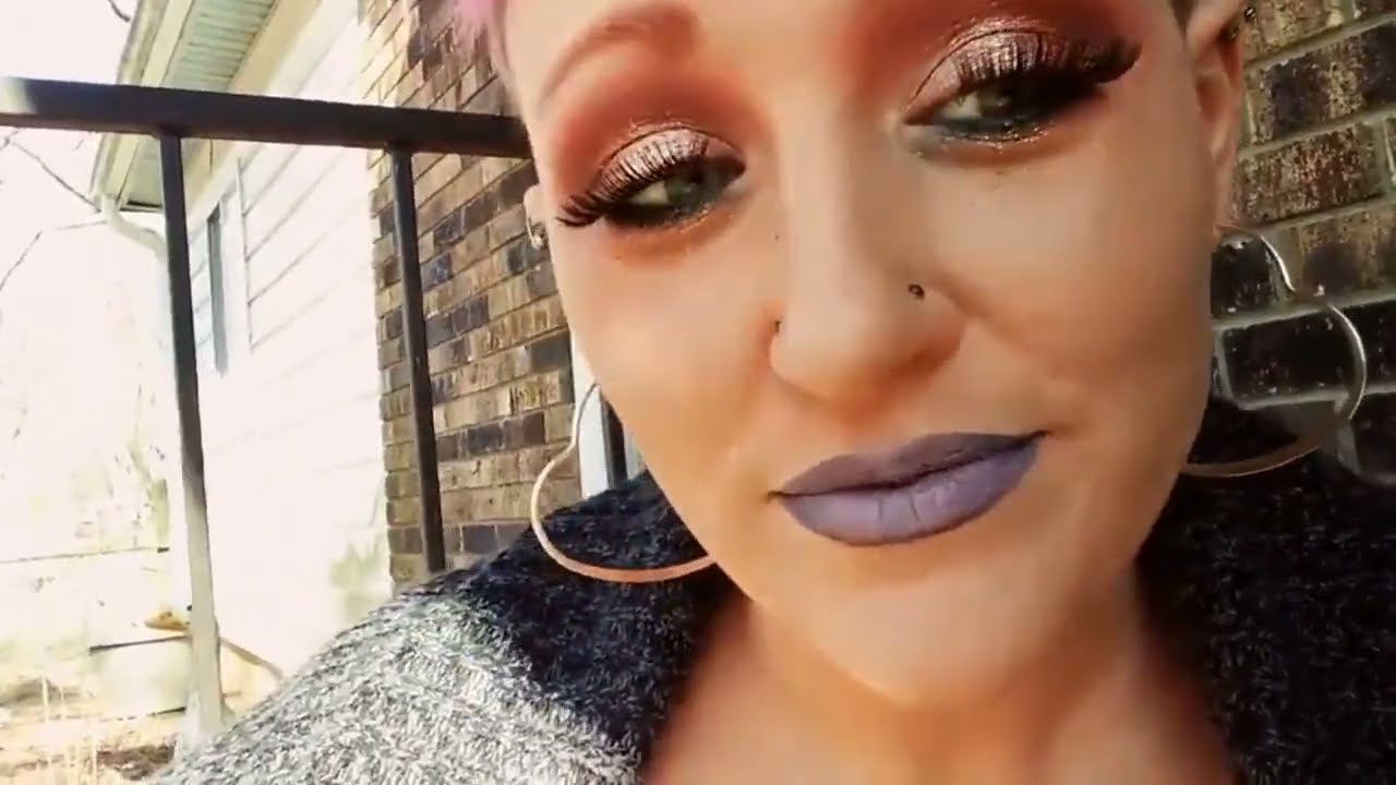 ASMR Smoking : Heavy Makeup, Purple Lipstick, Short Red Hair and Black Long Nails