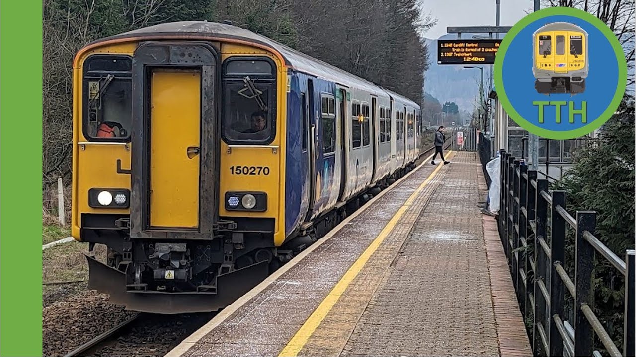 Trenau yn Ynyswen - Trains at Ynyswen