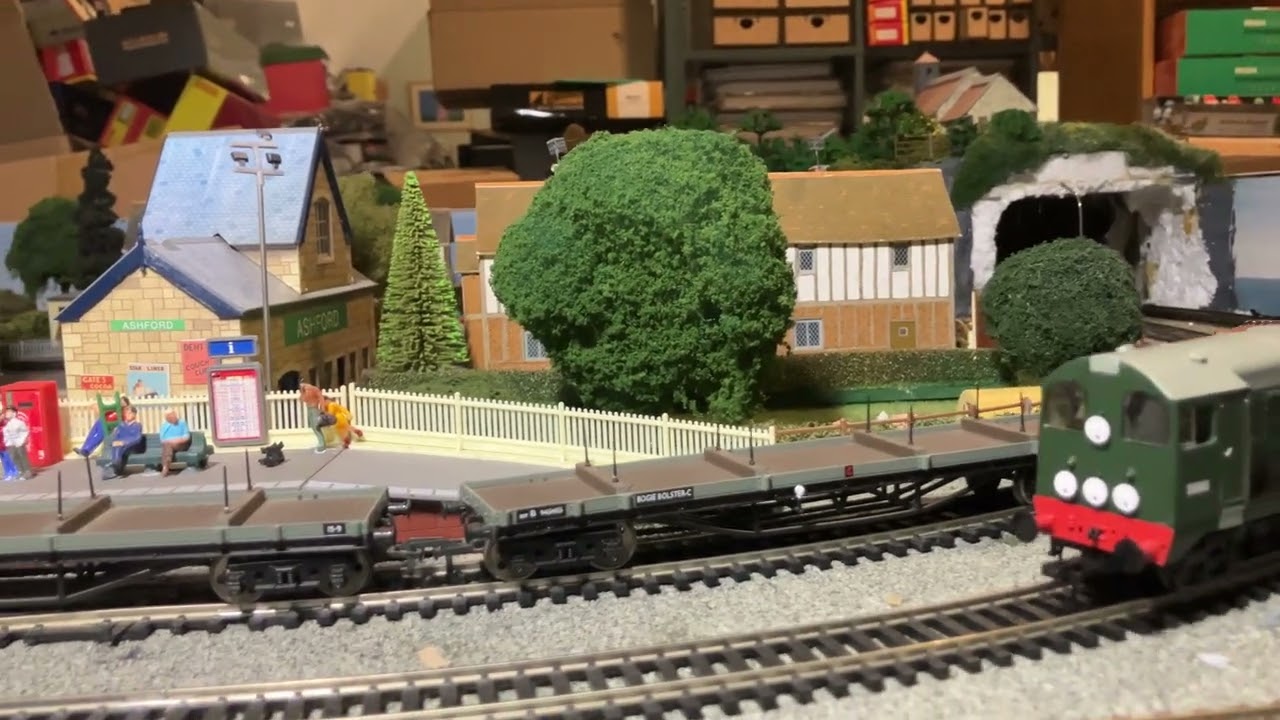 20 year old #bachmann #class20 with #hornby HM7000 sound decoder. #modeltrains #modelrailroad 