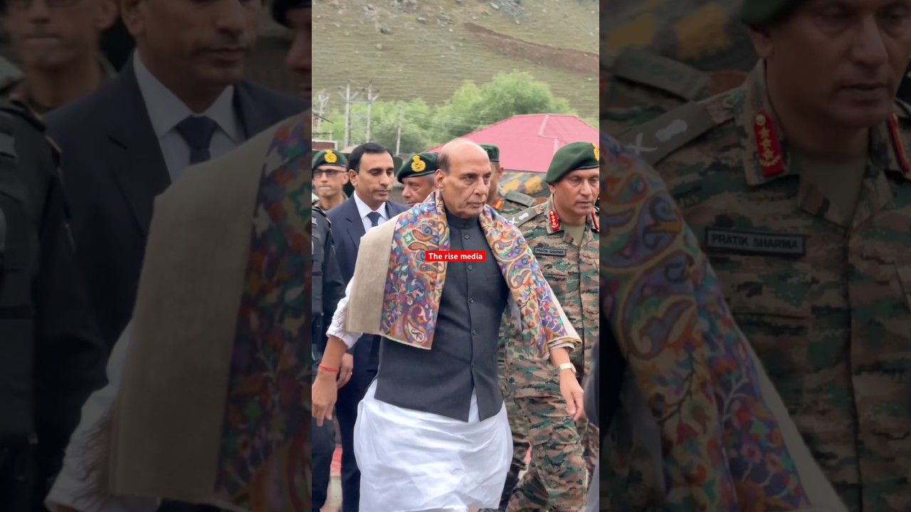 Defence minister Rajnath singh in Dras kargil war memorial