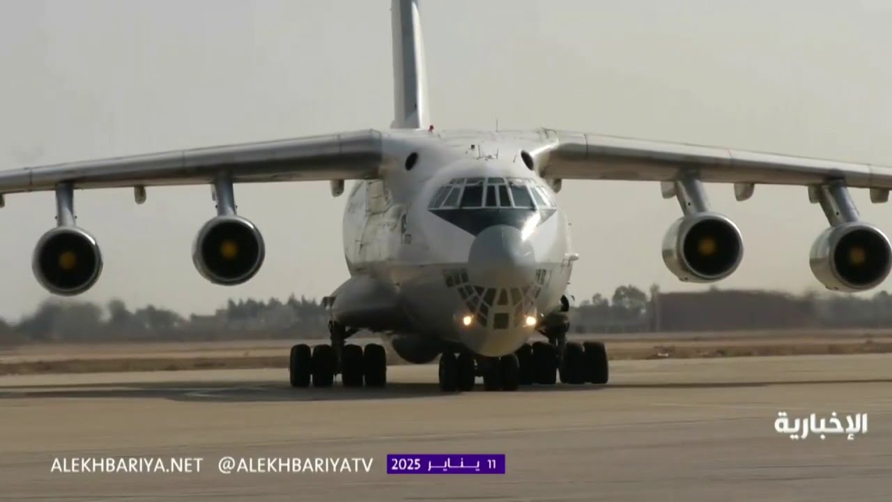 لحظة وصول الطائرة السعودية الإغاثية الـ 9 إلى #سوريا