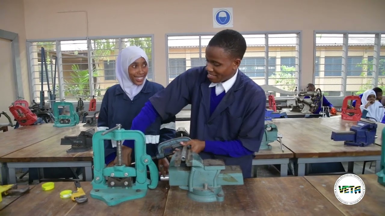 KIPINDI CHA UJUZI NI MAISHA: MAFUNZO KATIKA FANI YA UFUNDI BOMBA
