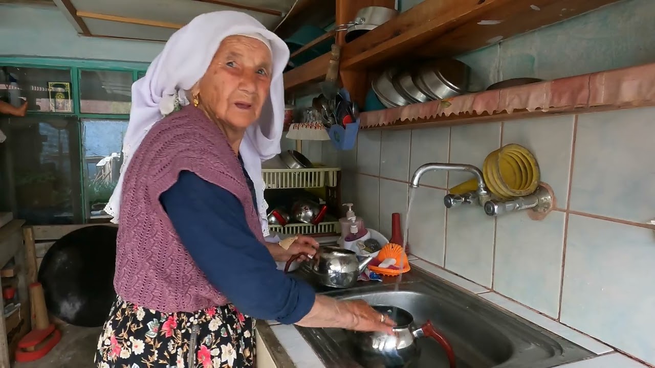 BAYRAM İÇİN AREFE GÜNÜ KÖYE GİTTİK  ANANEME SÜPRİZ OLDU