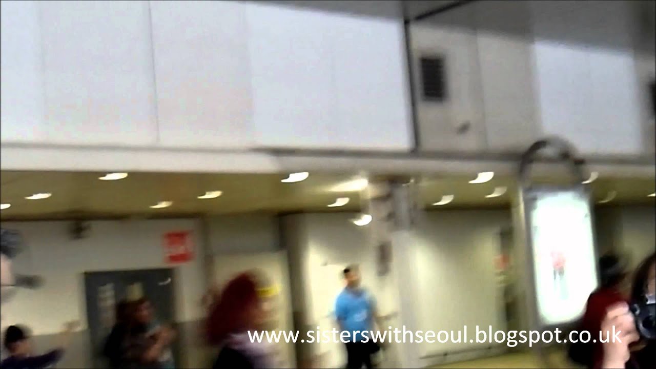 EXO-K [London Heathrow Airport] 21-06-2012