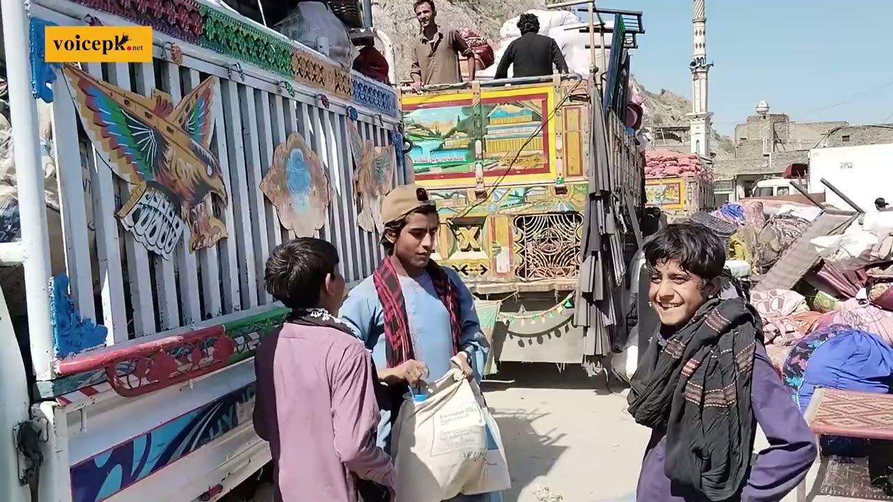 Torkham Border Reopens for Afghan Refugees