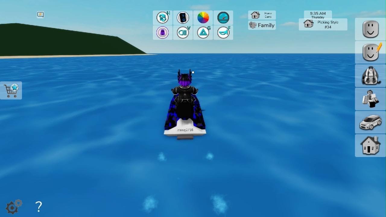 Roblox i got attacked by a shark and i uno reversed it🤣🤣🤣