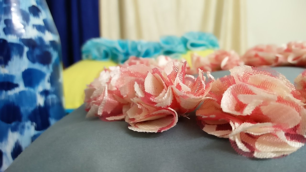 DIY: Cushion Cover Design (Net Flower) in Hindi [English subtitles]
