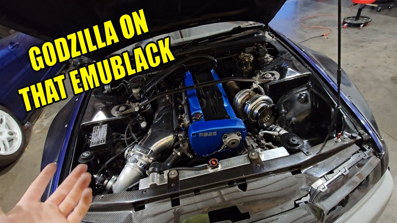 THE R32 GTR IS ON EMU BLACK NOW