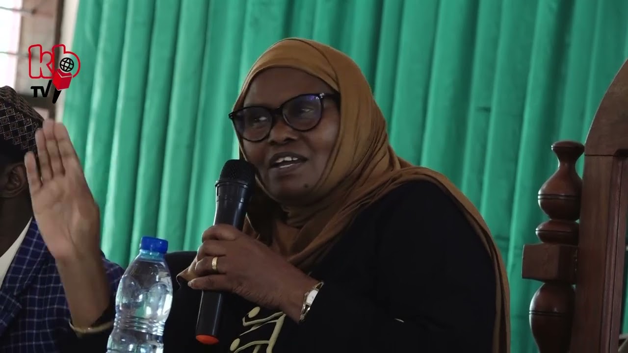 RC LINDI; SEREKALI  KUFUNGUA BARABARA ZOTE  KOROFI   ZILIZO  HALIBIWA NA MVUA