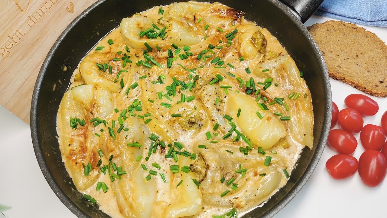 Spitzpaprika in Sahne-und Knobisauce 😋 zum Vergöttern lecker! Lecker und wie immer einfach! Rezept