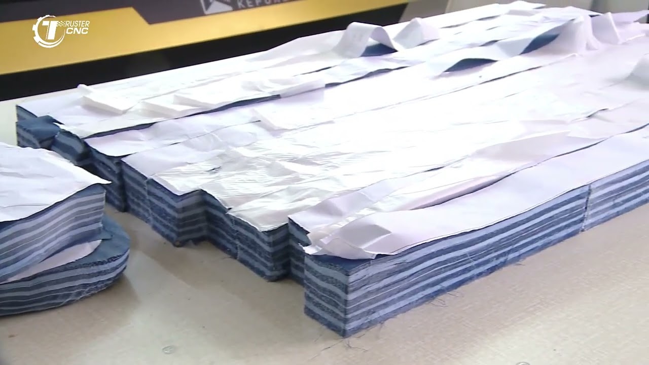 Automatic Multi Layers Fabric Cutting Machine