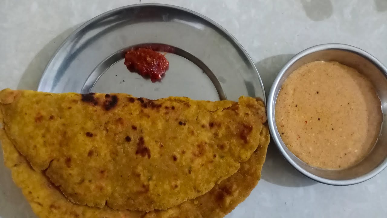 पारंपरिक पद्धतीने टोमॅटो धपाटे आणि शेंगदाण्याची चटणी #trending #youtubevedio #dhapate👌🏻👍😋😋
